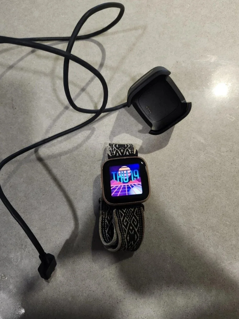 Fitbit Versa 2 Smartwatch - Copper Rose